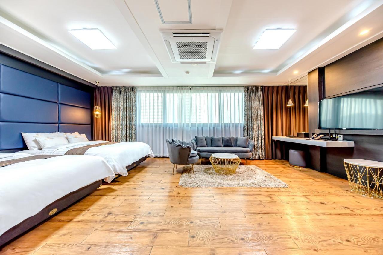 Hs Tourist Hotel Yeosu Exterior foto